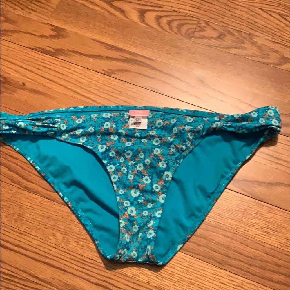 Kirra floral bathing suit bottoms